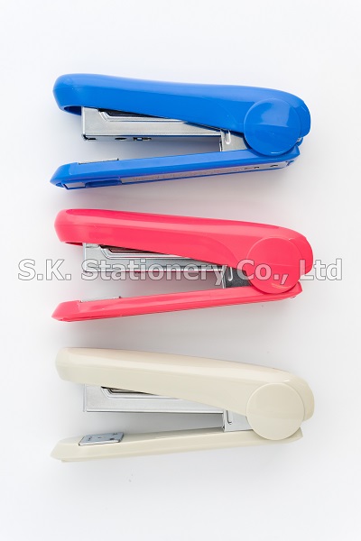 เครื่องเย็บ MAX HD-50